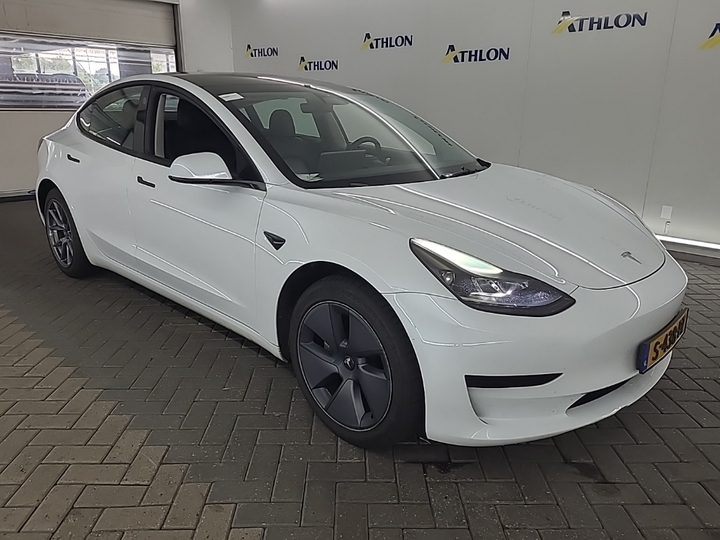 Foto 2 van Tesla Model 3