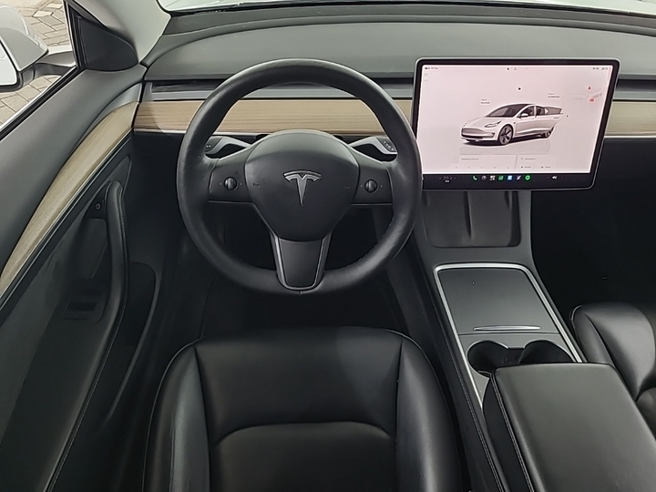 Foto 8 van Tesla Model 3