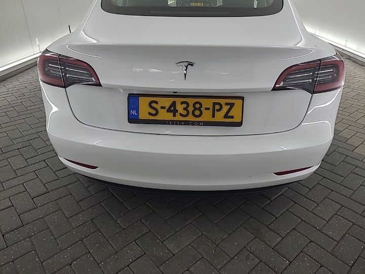 Foto 24 van Tesla Model 3