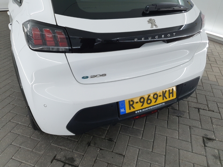 Foto 25 van Peugeot E-208