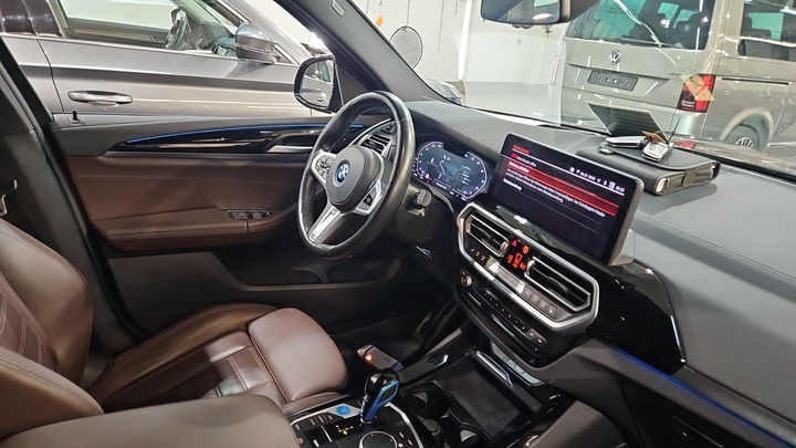 Foto 6 van BMW ix3