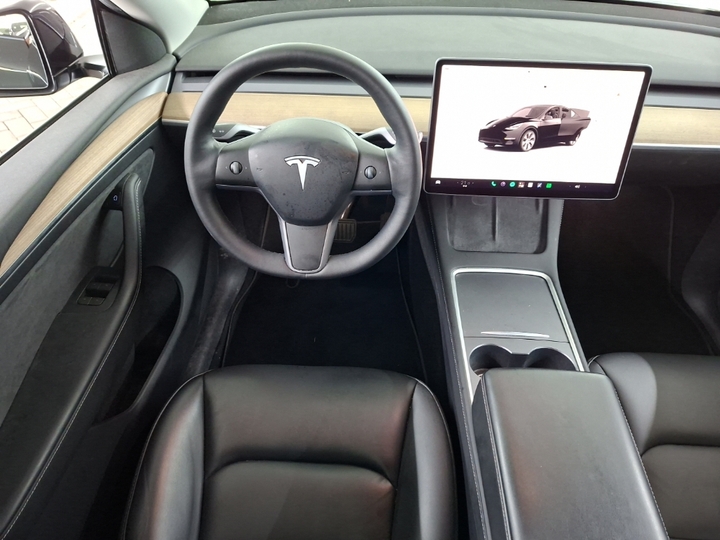 Foto 8 van Tesla Model Y