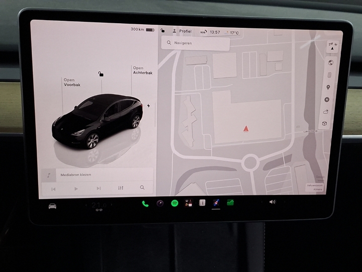 Foto 11 van Tesla Model Y