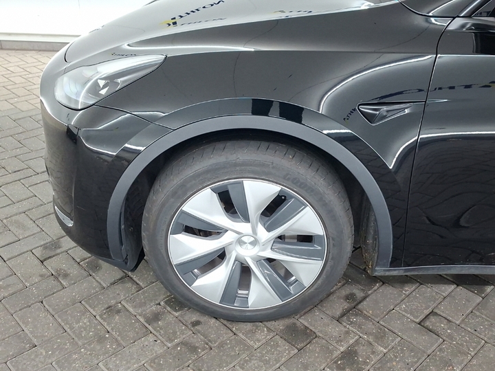 Foto 21 van Tesla Model Y