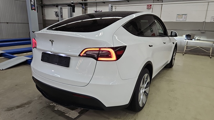 Foto 4 van Tesla Model Y