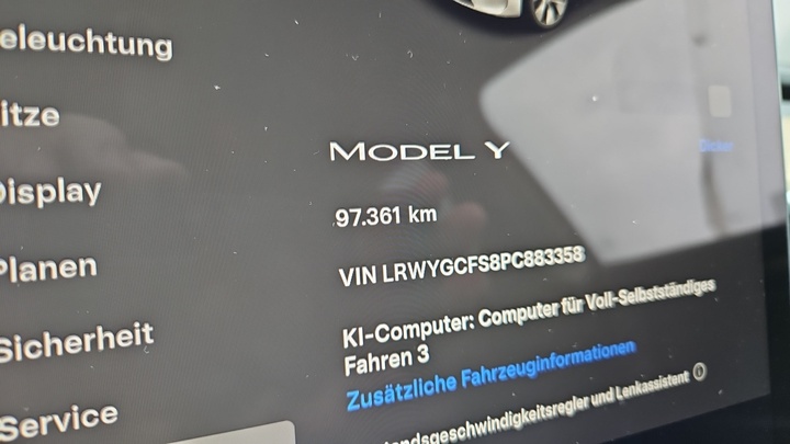 Foto 9 van Tesla Model Y