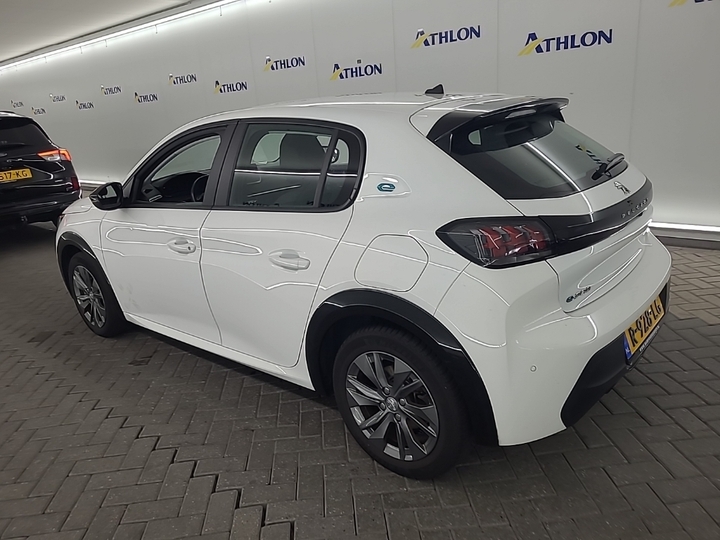 Foto 4 van Peugeot E-208