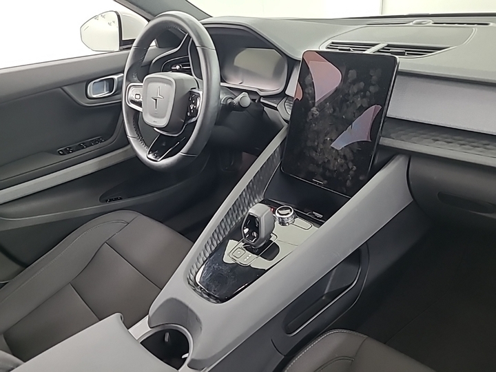 Photo 7 of Polestar 2