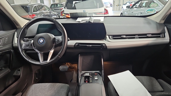 Foto 7 van BMW ix1