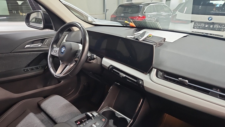 Foto 8 van BMW ix1