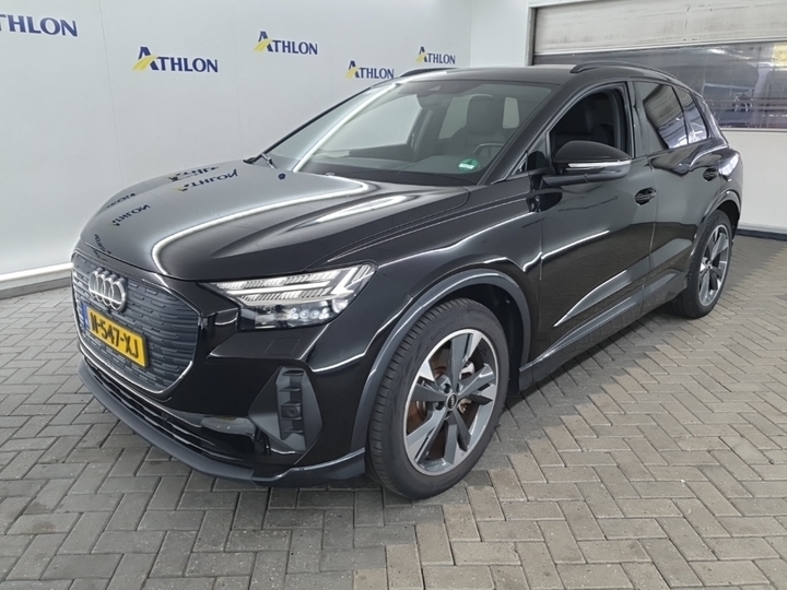 Photo 2 of Audi Q4 e-tron