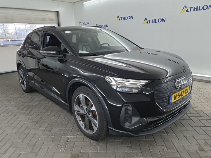 Photo 3 of Audi Q4 e-tron