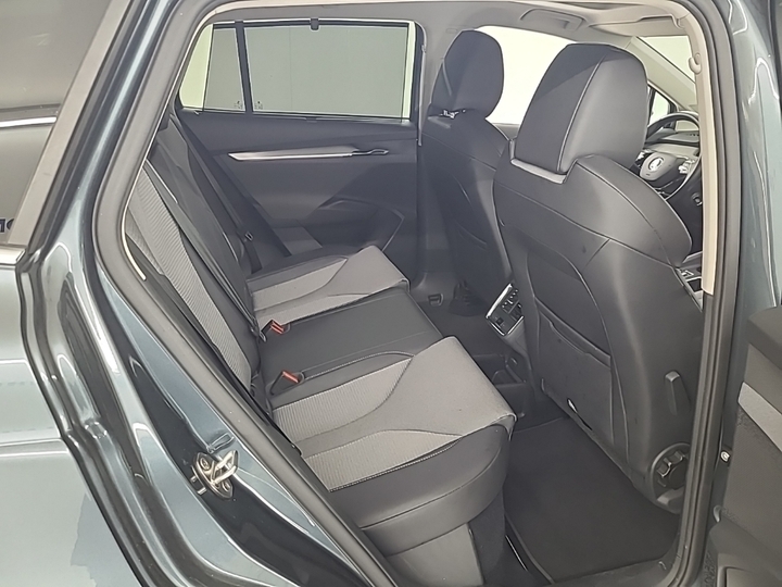 Photo 8 of Skoda Enyaq