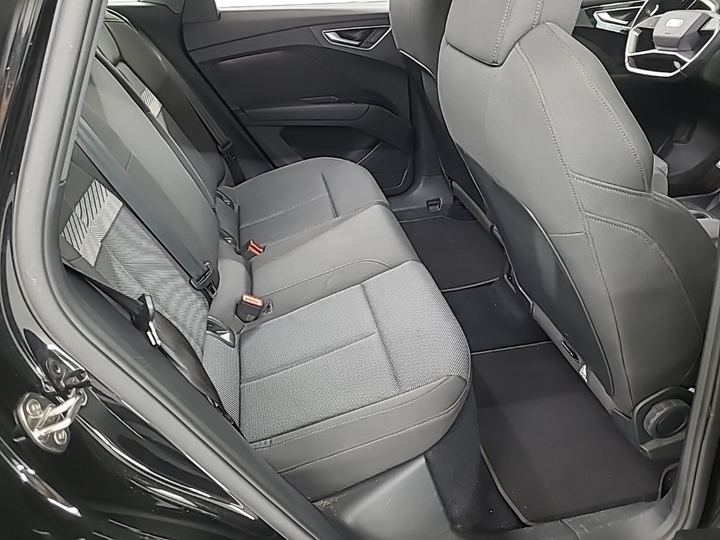 Foto 8 van Audi Q4 e-tron