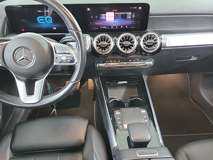 Foto 9 van Mercedes EQB