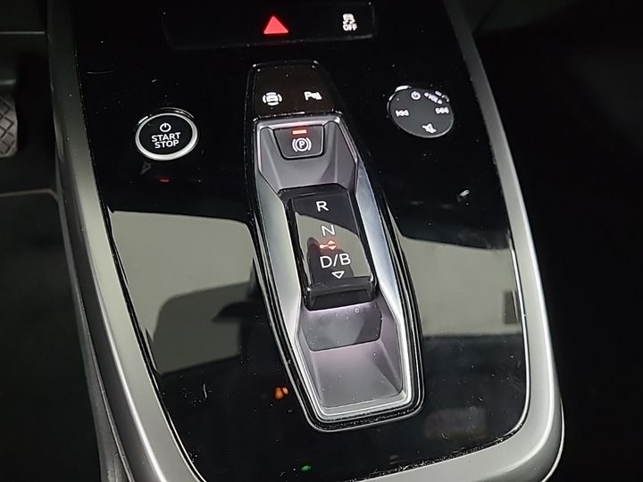 Foto 13 van Audi Q4 e-tron