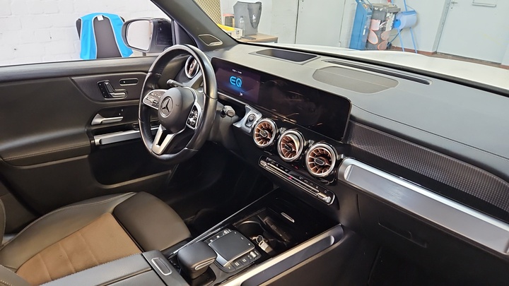 Foto 8 van Mercedes EQB