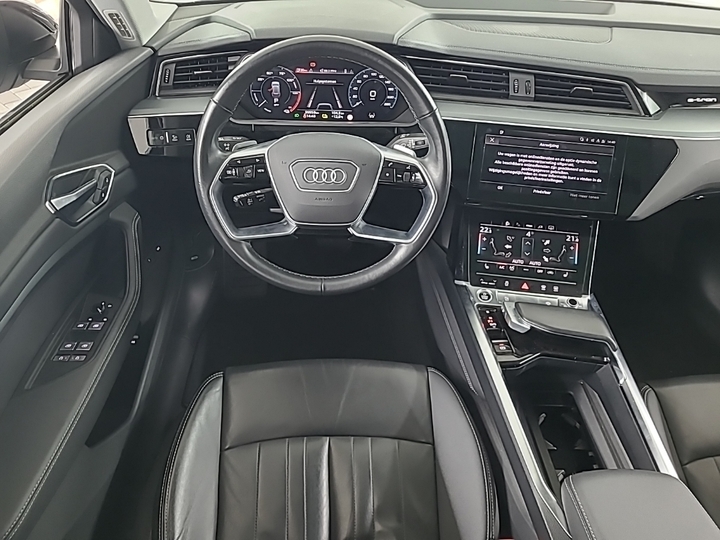 Foto 8 van Audi e-tron