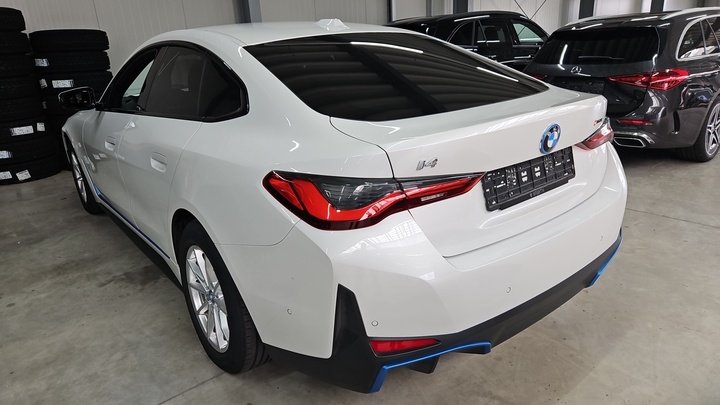 Foto 4 van BMW i4