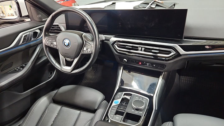 Foto 6 van BMW i4