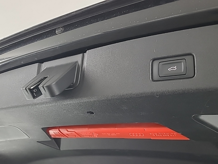 Foto 18 van Audi Q4 e-tron