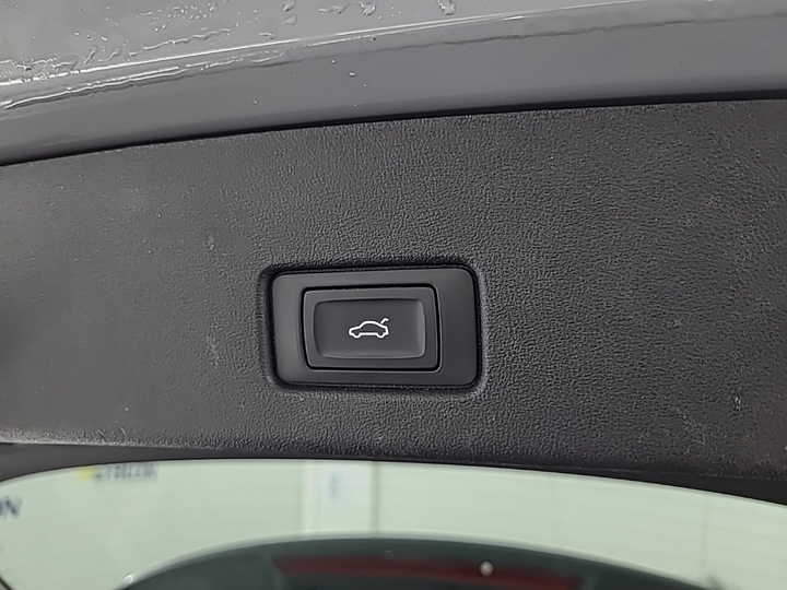 Foto 15 van Audi Q4 e-tron