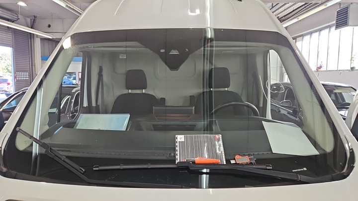 Foto 15 van Ford E-transit