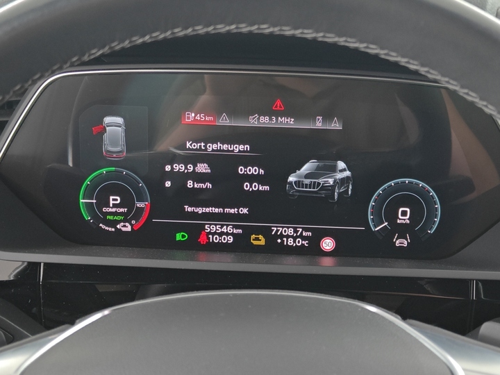 Foto 10 van Audi Q8