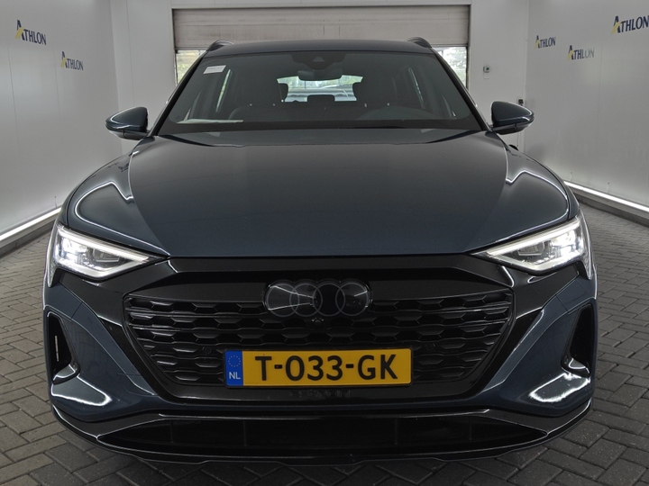 Foto 18 van Audi Q8
