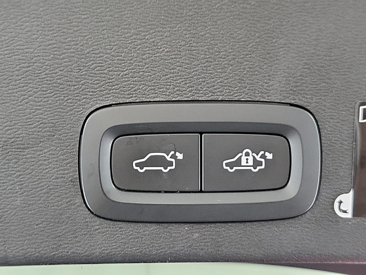 Foto 14 van Volvo XC40 Recharge