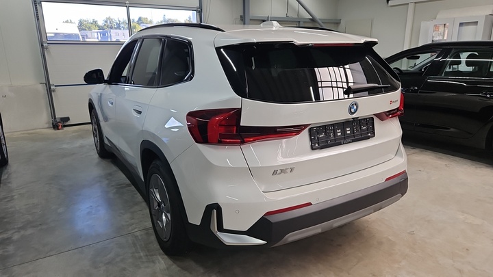 Foto 4 van BMW ix1