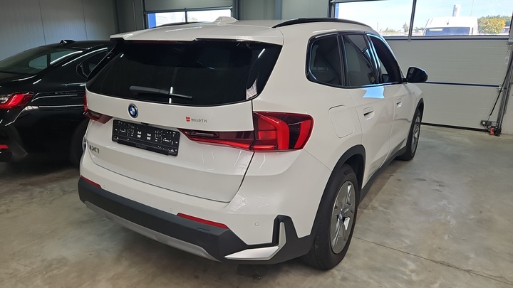 Foto 5 van BMW ix1
