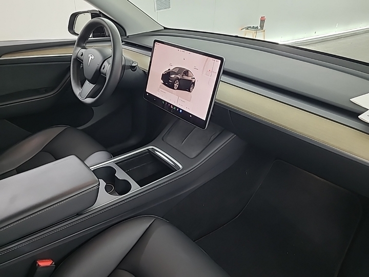 Foto 3 van Tesla Model Y