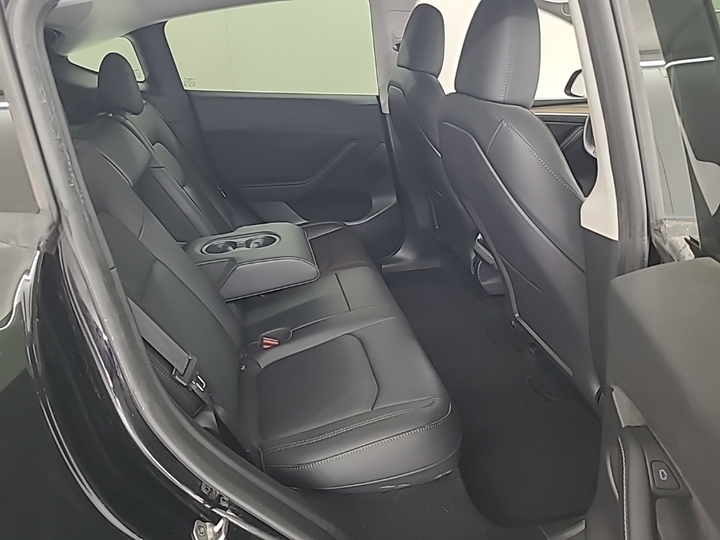 Foto 4 van Tesla Model Y