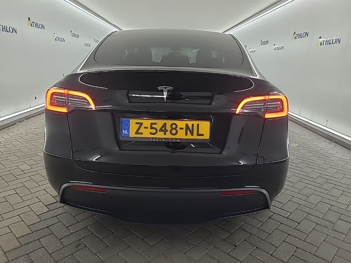 Foto 17 van Tesla Model Y
