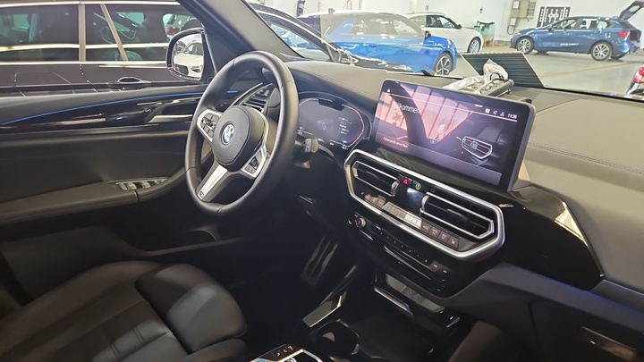 Foto 8 van BMW ix3