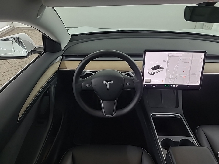 Foto 9 van Tesla Model 3