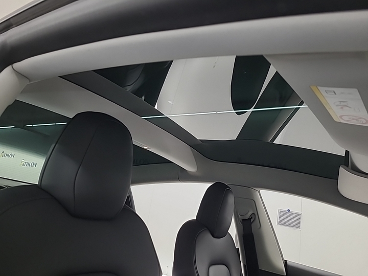 Foto 21 van Tesla Model 3