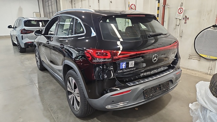 Foto 4 van Mercedes EQA
