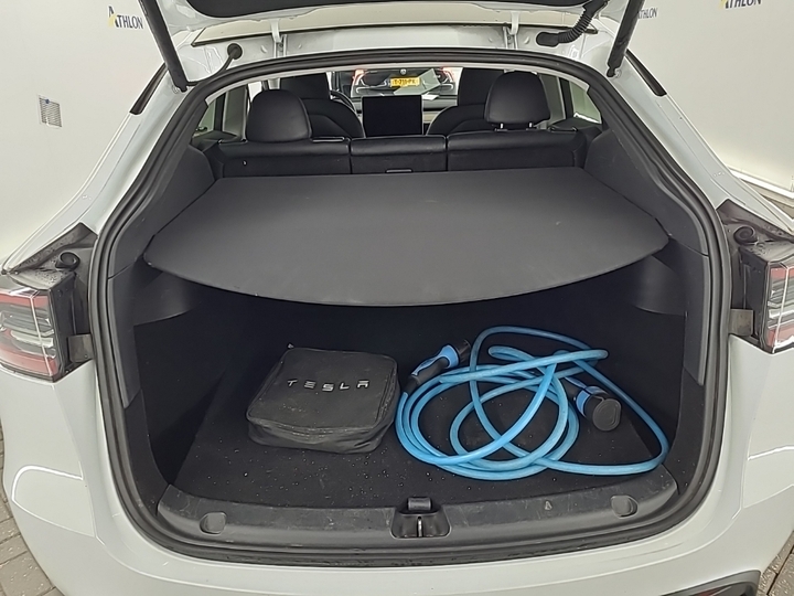 Foto 6 van Tesla Model Y