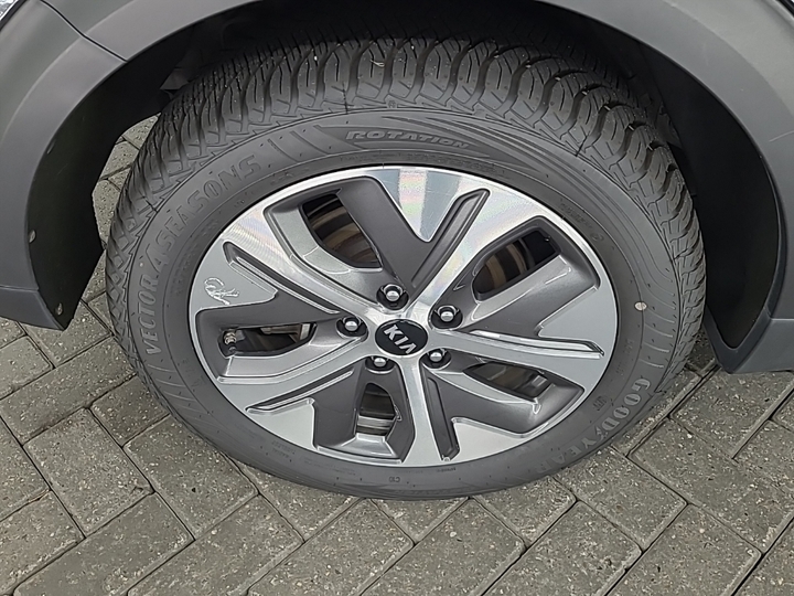 Foto 14 van Kia Niro
