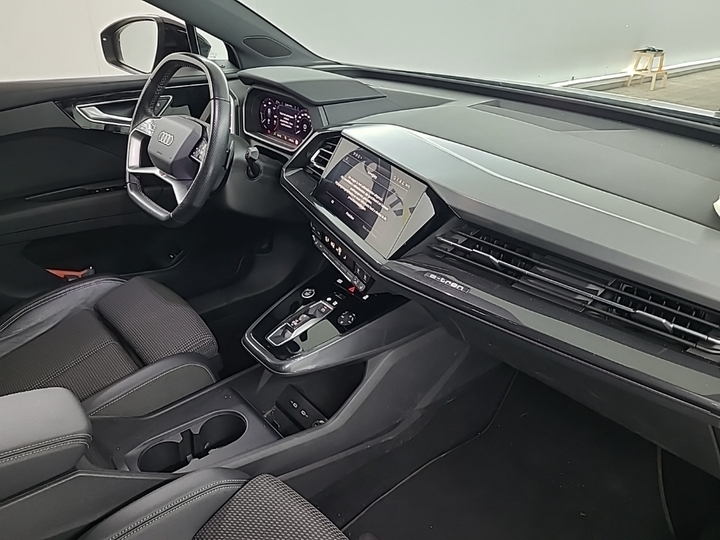 Foto 7 van Audi Q4 e-tron