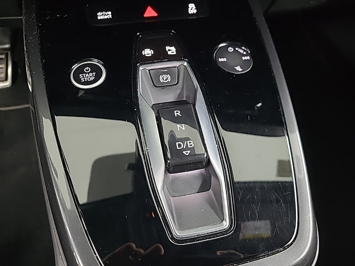 Foto 13 van Audi Q4 e-tron