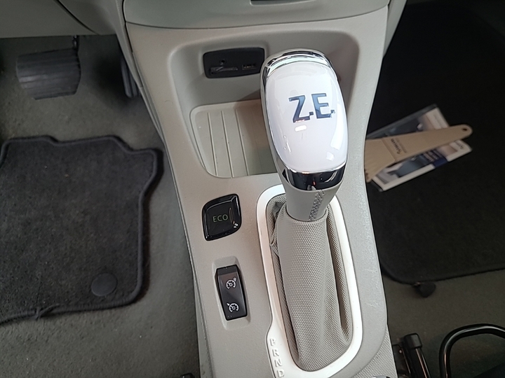 Foto 12 van Renault Zoe