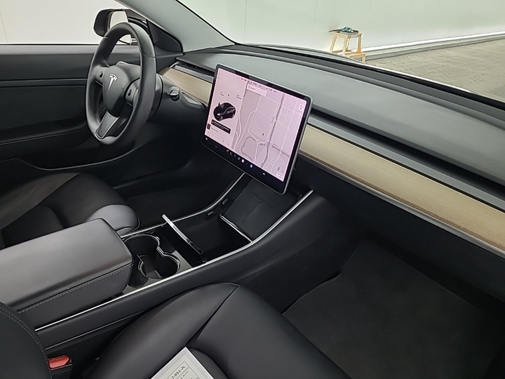 Foto 7 van Tesla Model 3