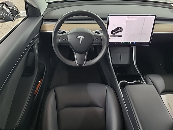 Foto 9 van Tesla Model 3