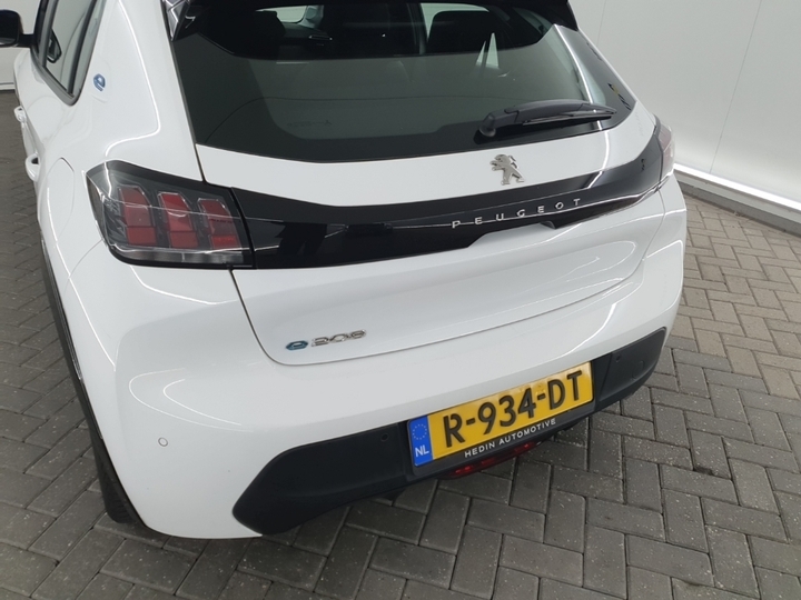 Foto 20 van Peugeot E-208