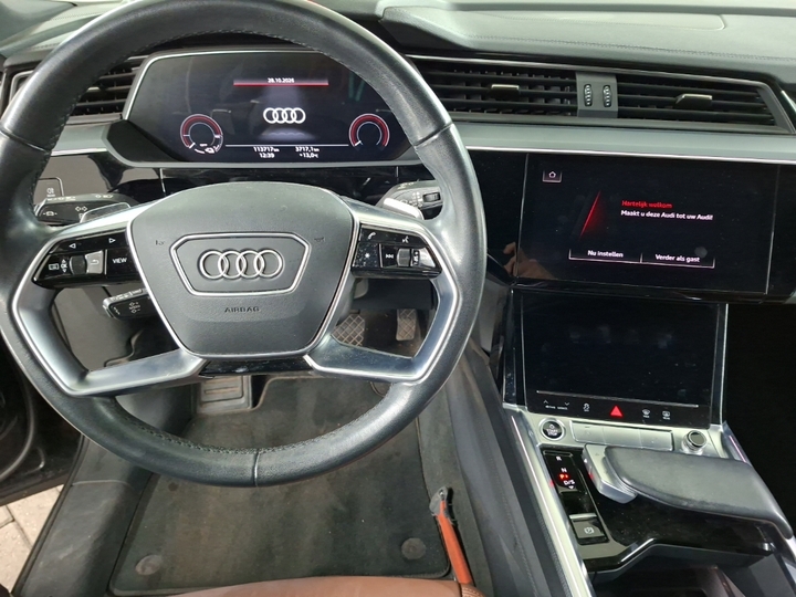 Foto 9 van Audi e-tron