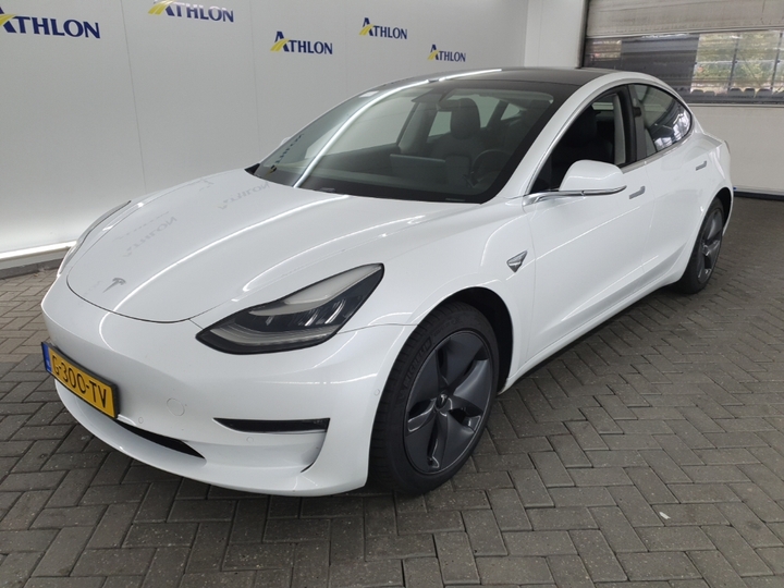 Foto 2 van Tesla Model 3