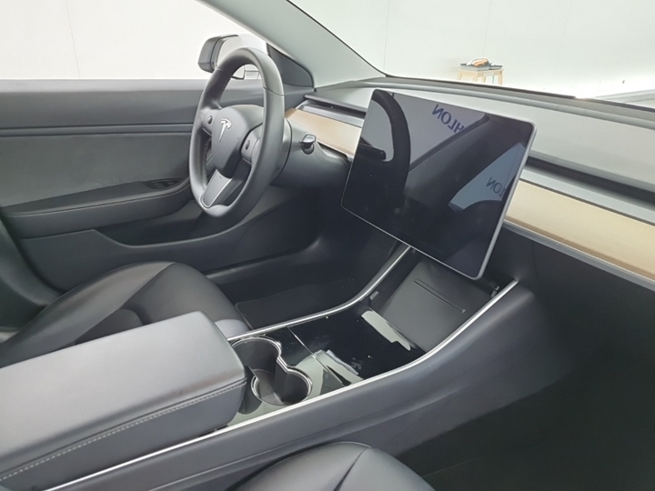 Foto 7 van Tesla Model 3